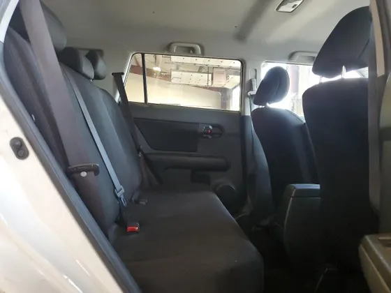 2009 Scion xB