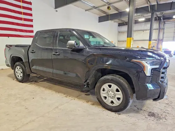 2025 Toyota Tundra 4WD SR