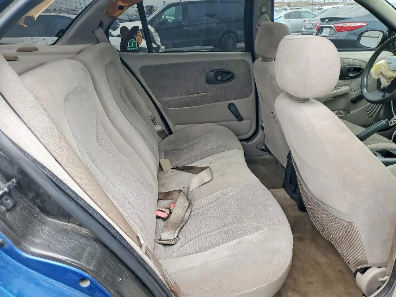 2002 Saturn SL