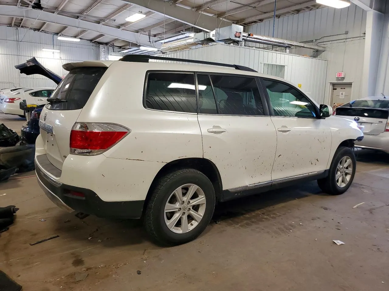 2013 Toyota Highlander SE