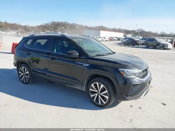 2022 Volkswagen Taos SE