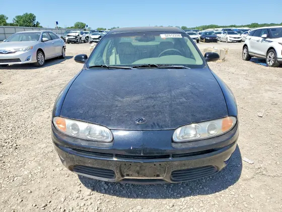 2001 Oldsmobile Aurora