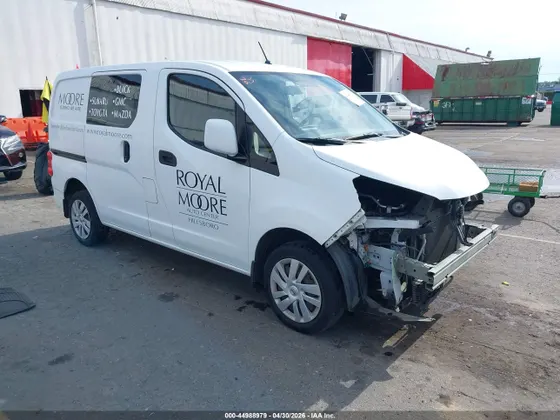 2016 Nissan NV200 SV