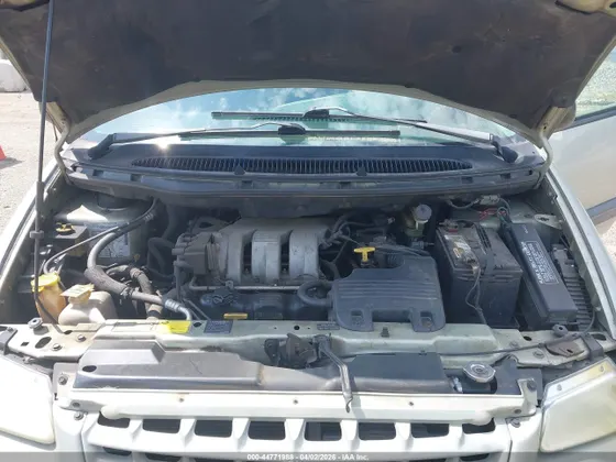 1999 Plymouth Voyager Grand SE