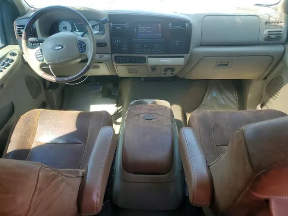 2006 Ford Super Duty F-350 DRW XL