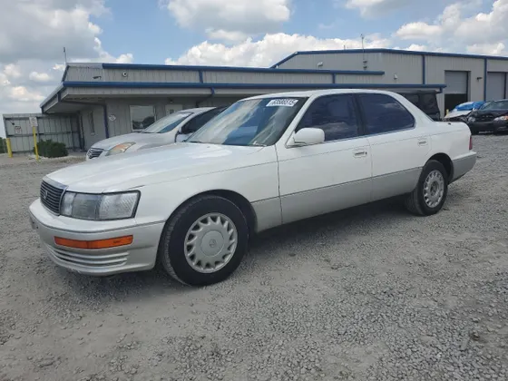 1990 Lexus LS 400