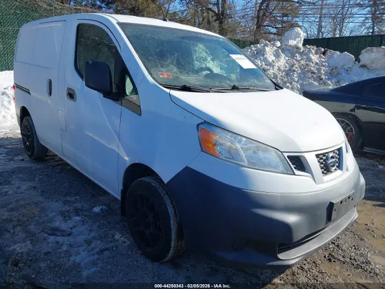 2015 Nissan NV200 SV