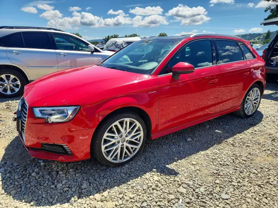 2018 Audi A3 Sportback e-tron Premium