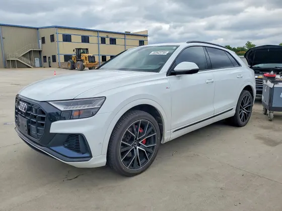 2020 Audi Q8 Prestige