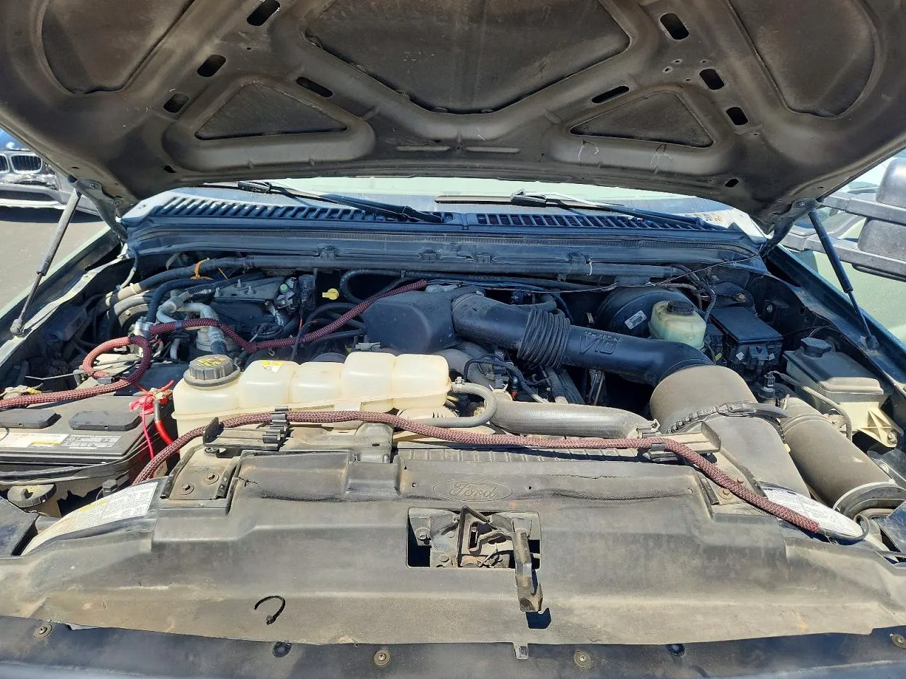 2000 Ford Excursion XLT