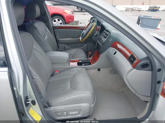 2005 Lexus LS 430