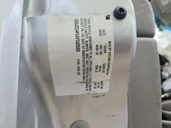2004 Saturn L-Series L300 1