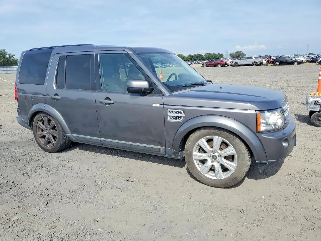 2013 Land Rover LR4 LUX