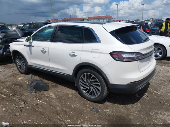 2019 Lincoln Nautilus Reserve