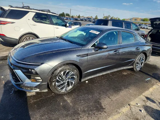 2026 Hyundai Sonata Hybrid Blue