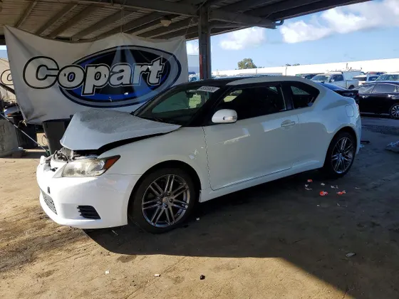 2013 Scion tC