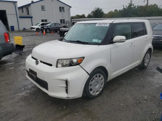 2015 Scion xB