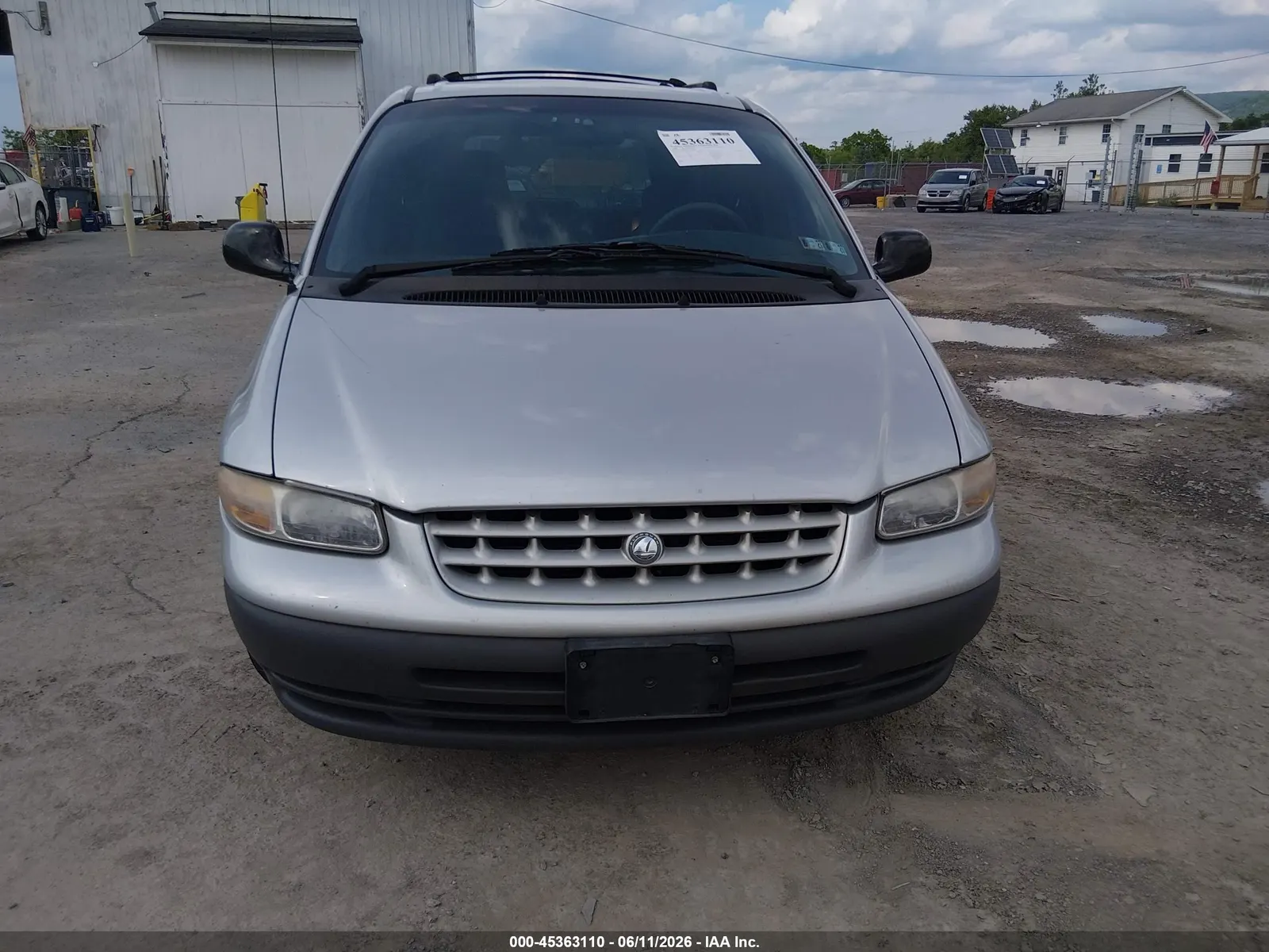 2000 Plymouth GRAND VOYAGER SE