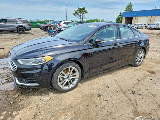 2020 Ford Fusion SEL