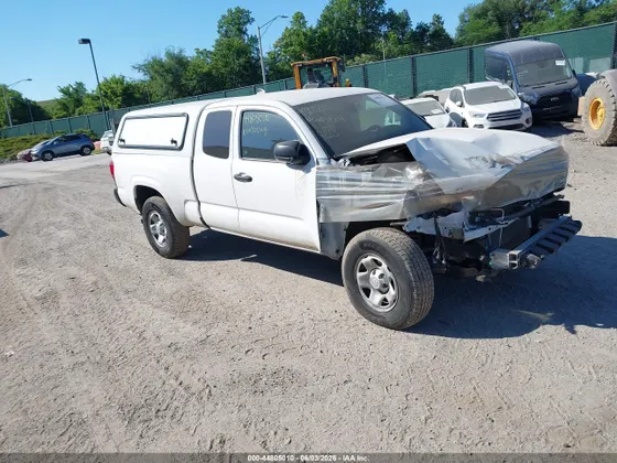 2022 Toyota Tacoma 2WD SR