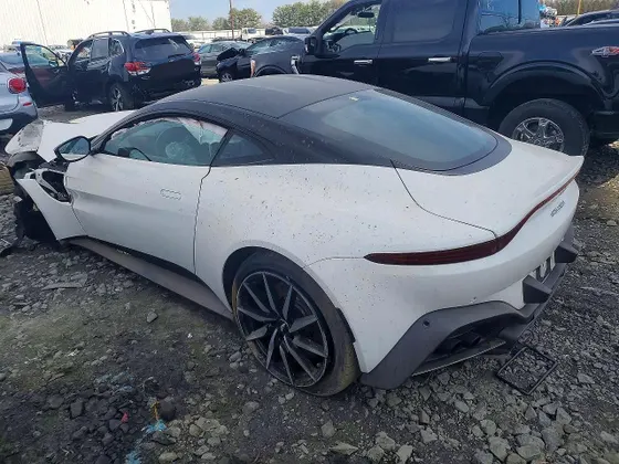 2019 Aston Martin Vantage