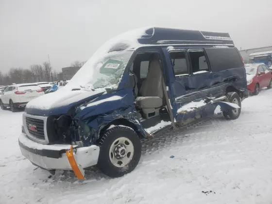 2003 GMC Savana Cutaway C6Y