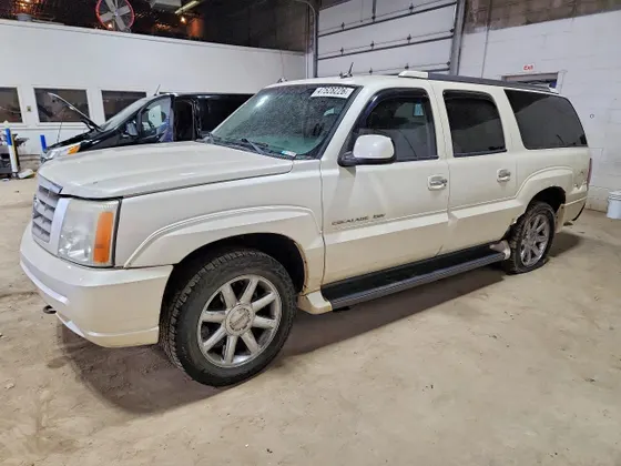 2005 Cadillac Escalade ESV Platinum Edition