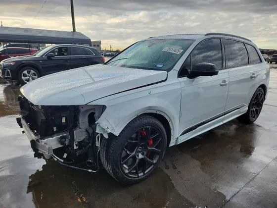 2025 Audi SQ7 Prestige