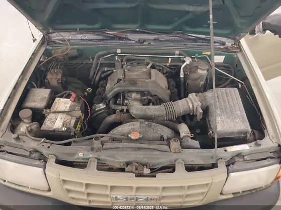 1999 Isuzu Rodeo Sport S 3.2L V6 HARD TOP/S 3.2L V6 SOFT TOP
