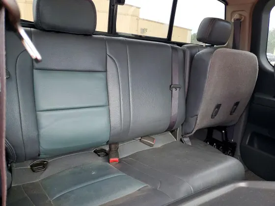 2006 Nissan Titan SE