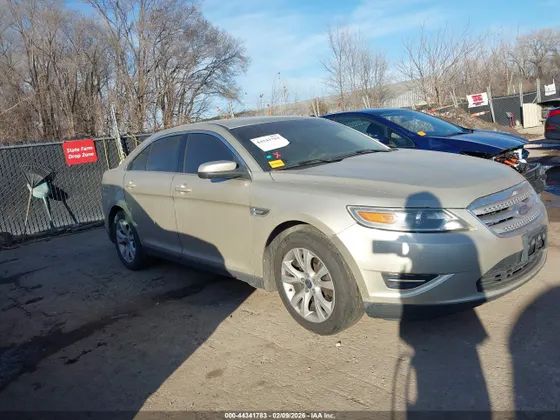 2010 Ford Taurus SEL