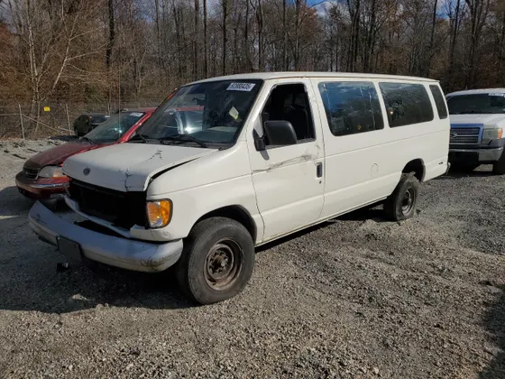 1996 Ford Club Wagon XL