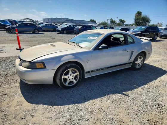 2002 Ford Mustang Standard
