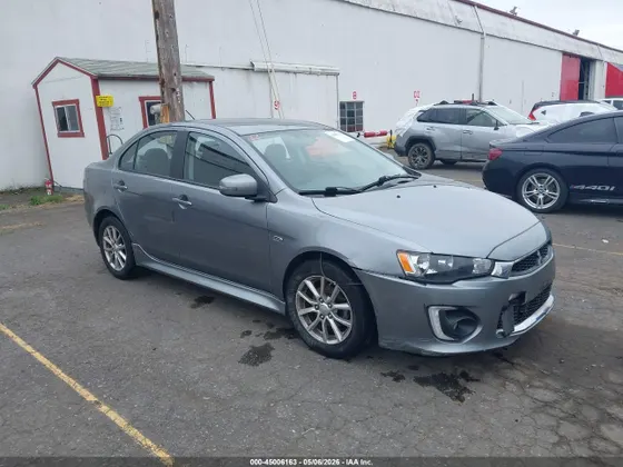 2016 Mitsubishi Lancer ES