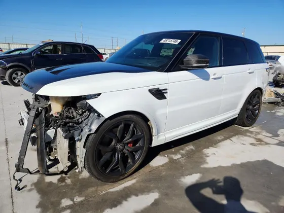 2020 Land Rover Range Rover Sport SVR