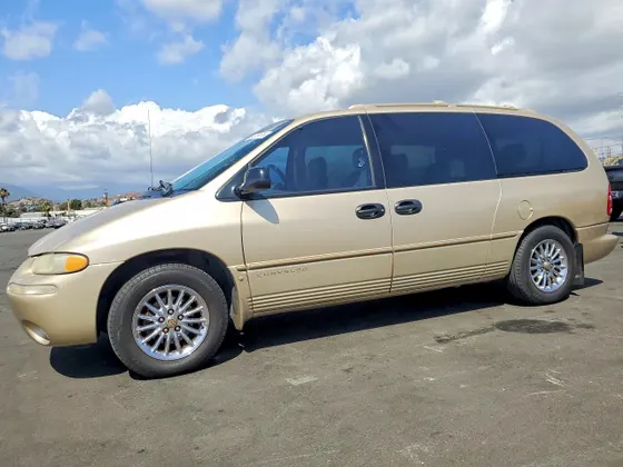 1999 Chrysler Town & Country Limited