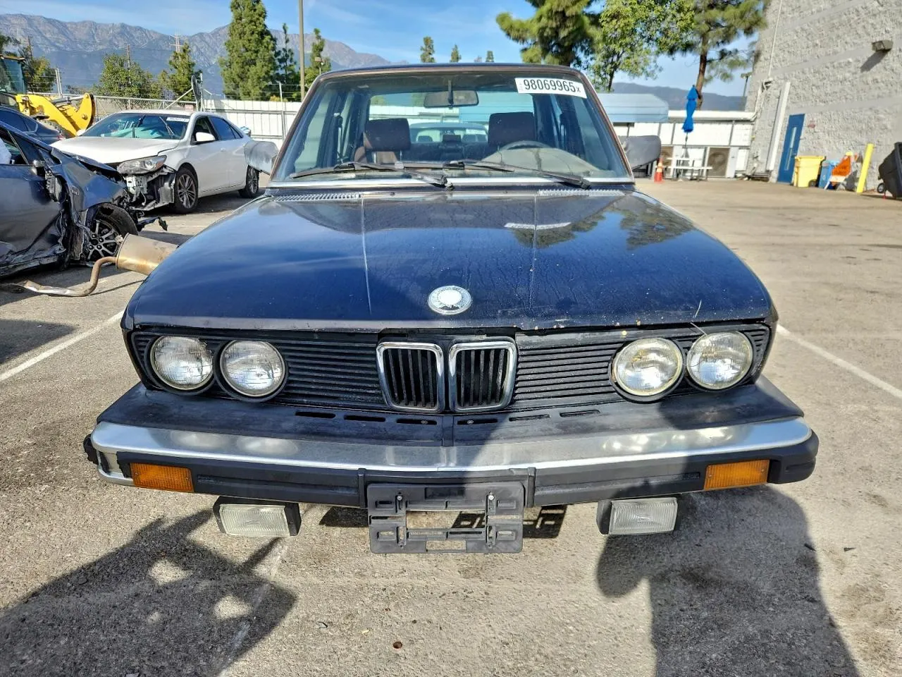 1988 BMW 528 - 533 - 633 - 733 528E