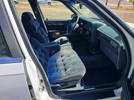 1988 Chrysler New Yorker