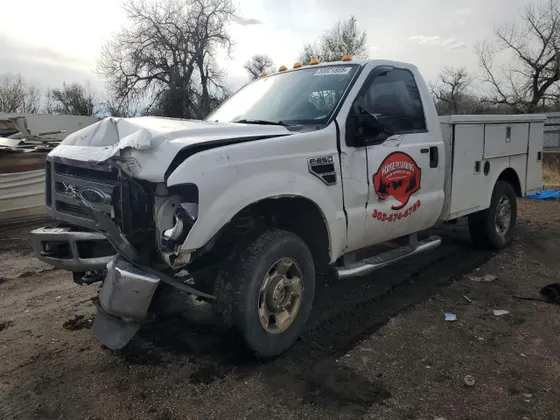2010 Ford F-250 SUPER DUTY
