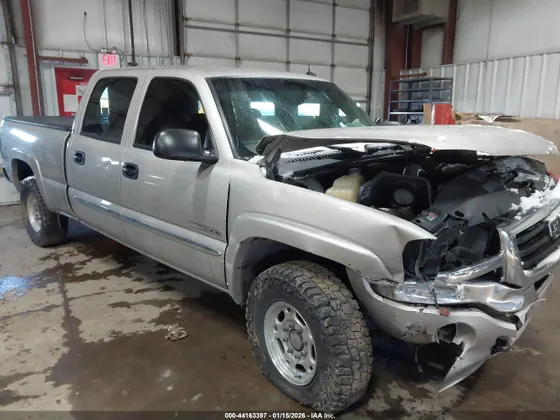 2004 GMC Sierra 2500 Crew Cab SLE