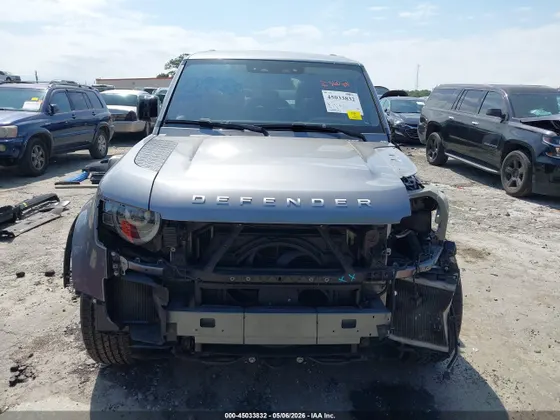 2020 Land Rover Defender SE