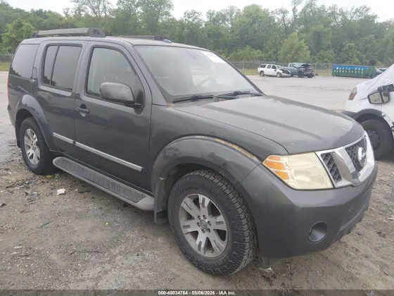 2011 Nissan Pathfinder Silver