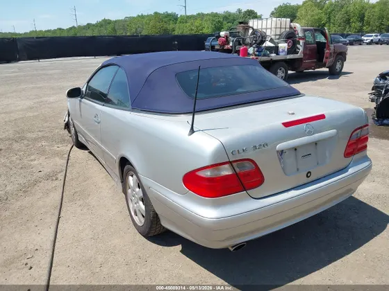 2001 Mercedes-Benz CLK-Class