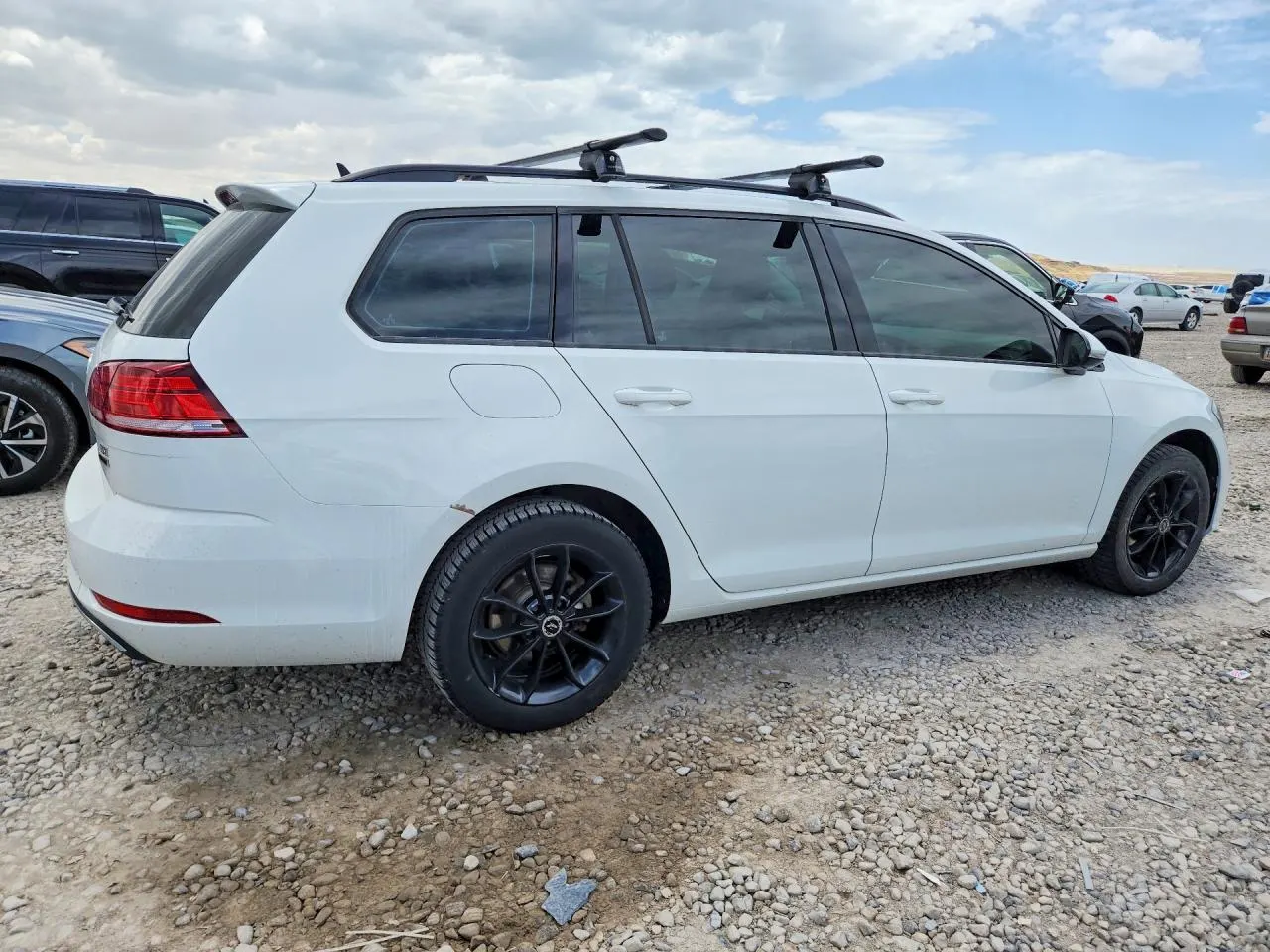 2018 Volkswagen Golf SportWagen S
