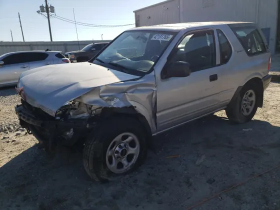 2002 Isuzu Rodeo Sport SPORT