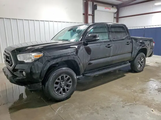 2023 Toyota Tacoma 4WD TRD Off Road