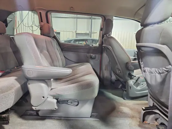 2007 Chrysler Town & Country SWB TOWN & COUNTRY
