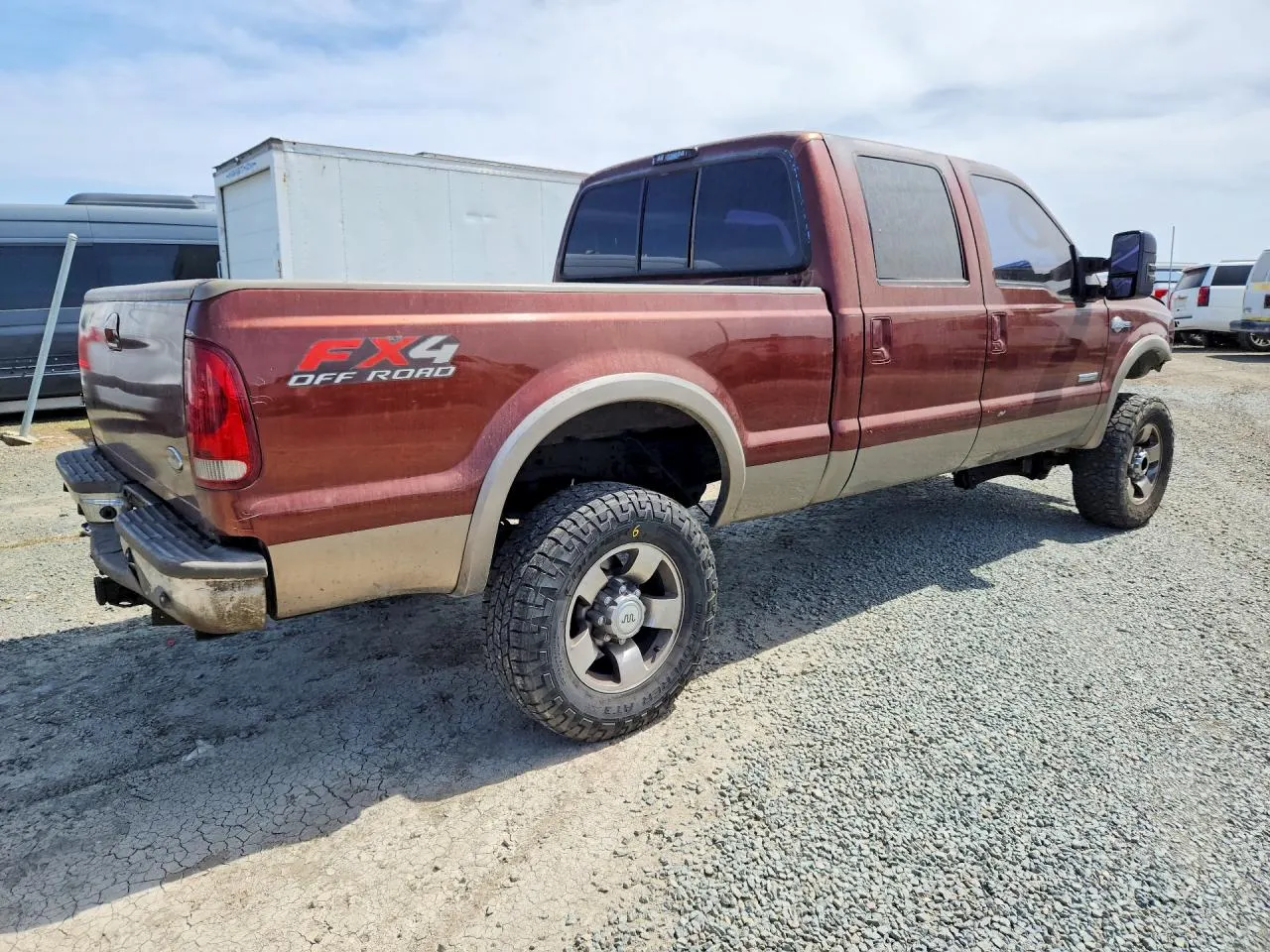 2005 Ford Super Duty F-350 SRW XL