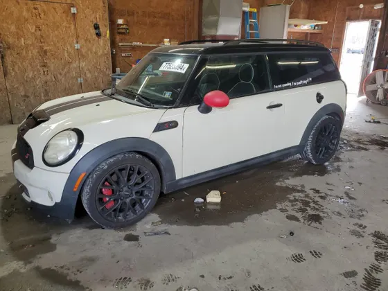 2010 MINI Clubman JCW