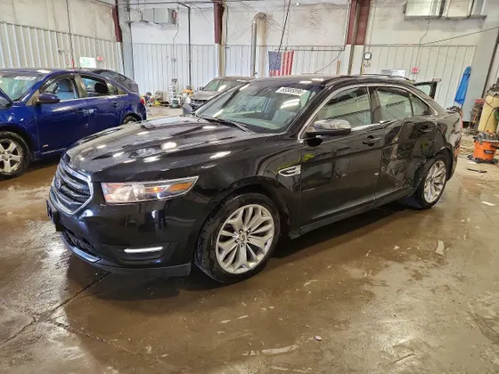 2017 Ford Taurus Limited